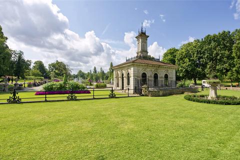 1 bedroom apartment for sale, Queensborough Terrace, London W2