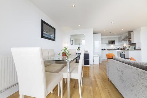 3 bedroom apartment to rent, Seager Place, London SE8