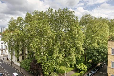 2 bedroom apartment for sale, Peters Court, London W2