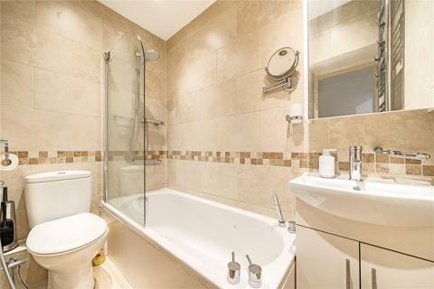 2 bedroom apartment to rent, Buckingham Gate, London SW1E