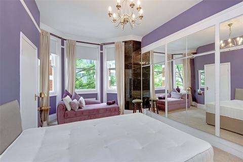 3 bedroom apartment to rent, Ashley Gardens, London SW1P