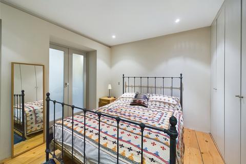 2 bedroom terraced house for sale, Winchester Street, London SW1V