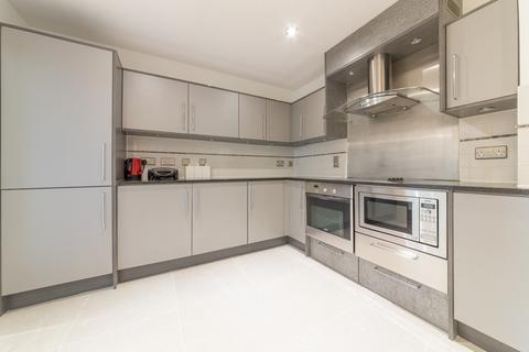 2 bedroom apartment to rent, Drake House, Vauxhall SW8