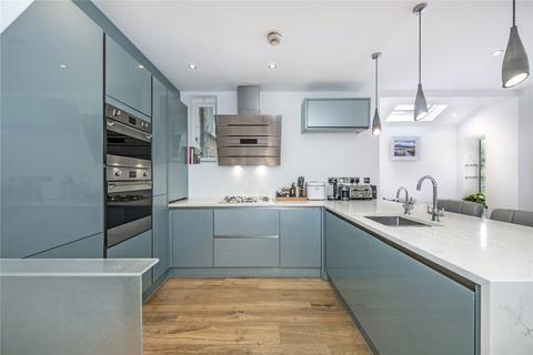 2 bedroom apartment for sale, Winchester Avenue, London NW6