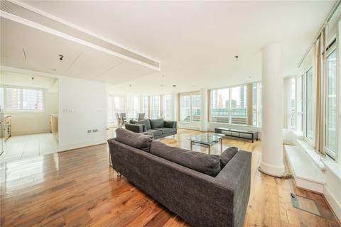 3 bedroom flat for sale, St. George Wharf, London SW8
