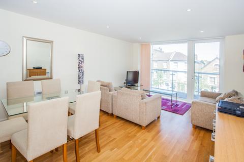 2 bedroom apartment to rent, Drayton Park, London N5