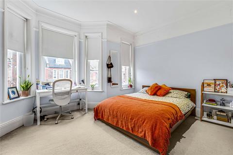 4 bedroom terraced house for sale, Barcombe Avenue, Streatham Hill SW2