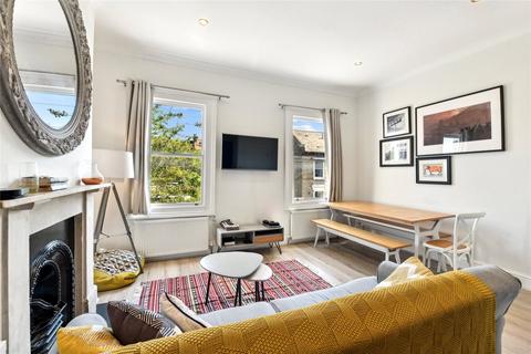 3 bedroom apartment for sale, Sulina Road, Brixton Hill SW2