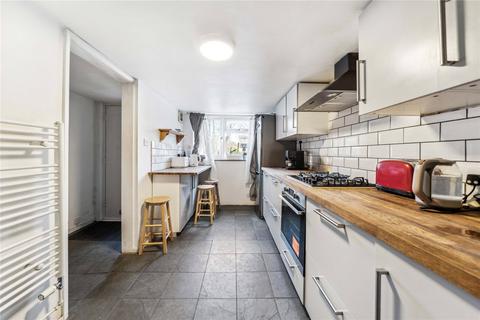 4 bedroom terraced house for sale, Coburg Crescent, London SW2