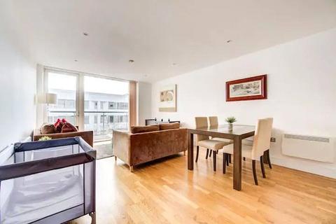 2 bedroom apartment for sale, Drayton Park, London N5