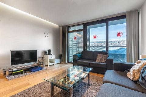 3 bedroom apartment for sale, Arthouse, York Way N1C