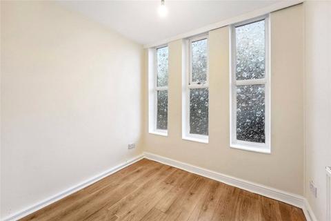 5 bedroom terraced house to rent, Coburg Crescent, London SW2