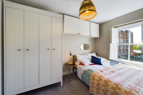 2 bedroom apartment for sale, Balls Pond Road, London N1