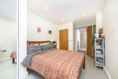 2 bedroom apartment for sale, Jupiter House, London E16