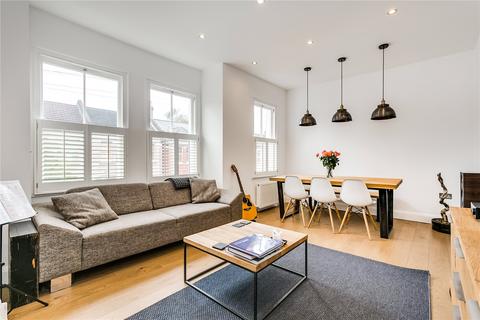 3 bedroom maisonette for sale, Leverson Street, London SW16