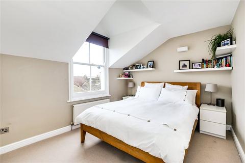 2 bedroom apartment for sale, Dafforne Road, London SW17