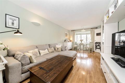 2 bedroom apartment for sale, Limetree Walk, London SW17