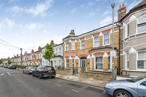 3 bedroom apartment for sale, Dafforne Road, London SW17