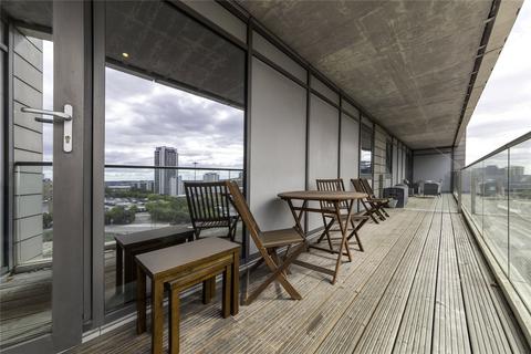 1 bedroom apartment for sale, Wharfside Point South, Canary Wharf E14