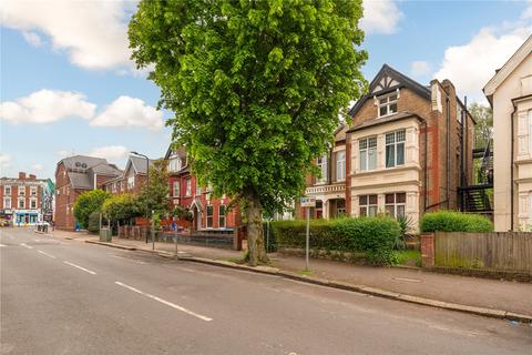 1 bedroom apartment for sale, Park Avenue, London NW2