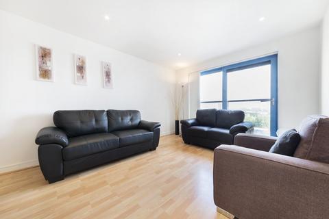 2 bedroom apartment to rent, Westgate Apartments, London E16