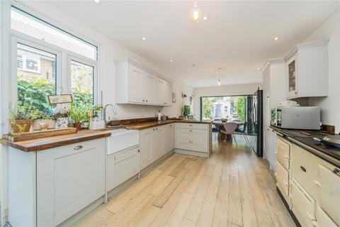 3 bedroom end of terrace house for sale, Ivy Road, London NW2