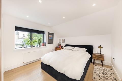 2 bedroom apartment for sale, Huddlestone Road, London NW2