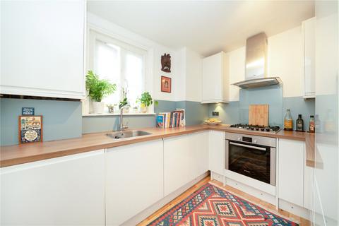 2 bedroom apartment for sale, Churchill Road, London NW2