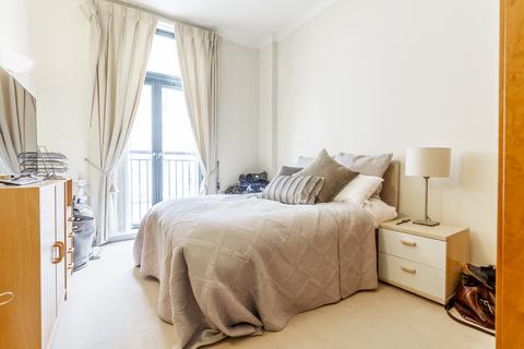 1 bedroom apartment to rent, West Block, London SE1