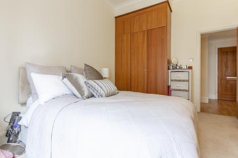 1 bedroom apartment to rent, West Block, London SE1