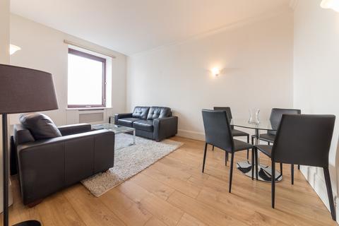 2 bedroom apartment to rent, Whitehouse Apartments, London SE1