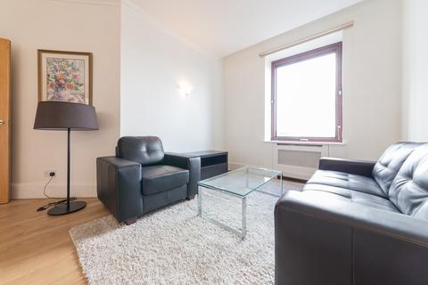 2 bedroom apartment to rent, Whitehouse Apartments, London SE1