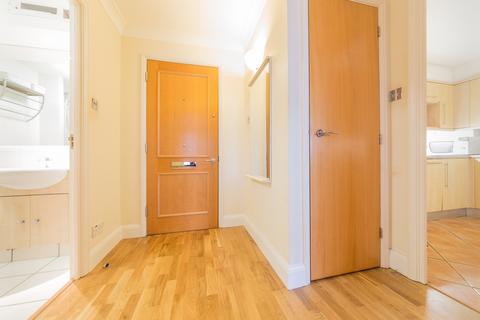 1 bedroom apartment to rent, South Block, London SE1