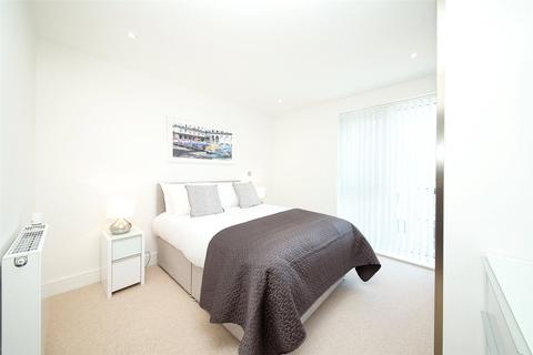 2 bedroom apartment for sale, Arrandene Apartments, London NW9
