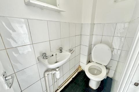 1 bedroom flat to rent, Harlech Street, Leeds, West Yorkshire