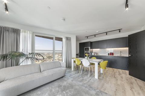3 bedroom apartment for sale, Icon Tower, London W3