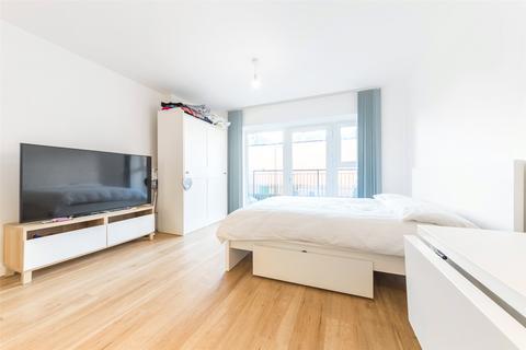 Studio for sale, Fairbank House, London NW9