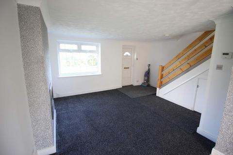 3 bedroom terraced house to rent, Beightons Walk, Shawclough, Rochdale