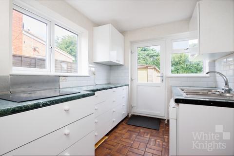 3 bedroom semi-detached house for sale, Rowan Drive, Reading RG5