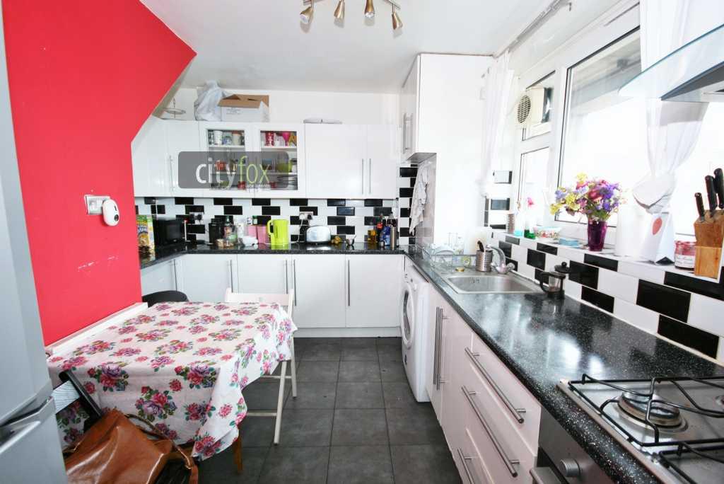 3 Bed Maisonette Moments from Brick Lane