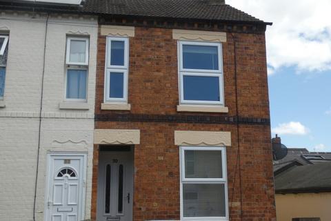 3 bedroom terraced house to rent, Poplar Street, Wellingborough, NN8