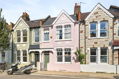 3 bedroom terraced house to rent, Galloway Road, London, W12