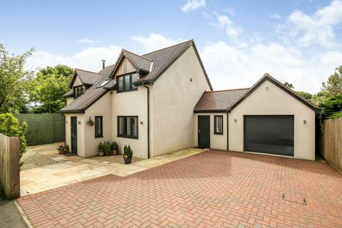 1 The Green, Dinton, Salisbury, SP3 5EA