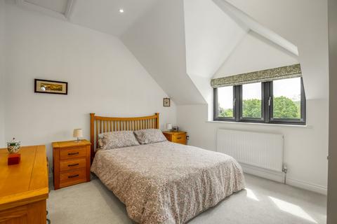 1 The Green, Dinton, Salisbury, SP3 5EA