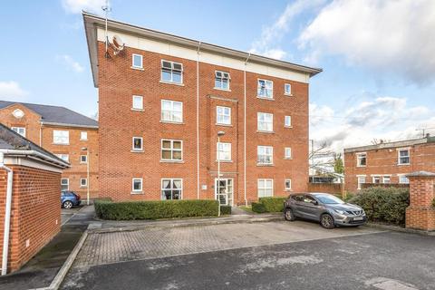 2 bedroom apartment to rent, Newbury,  Berkshire,  RG14