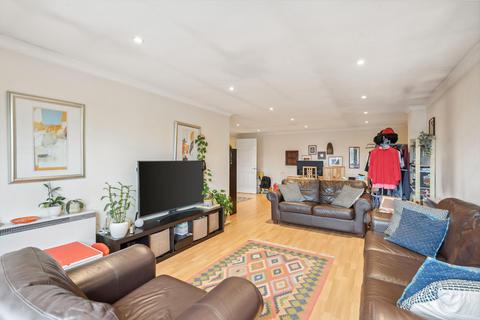 2 bedroom flat to rent, Hermitage Court, Knighten Street, London, E1W.