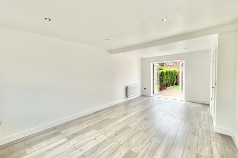 10 Bevan Gardens, Gateshead, NE10 8EE