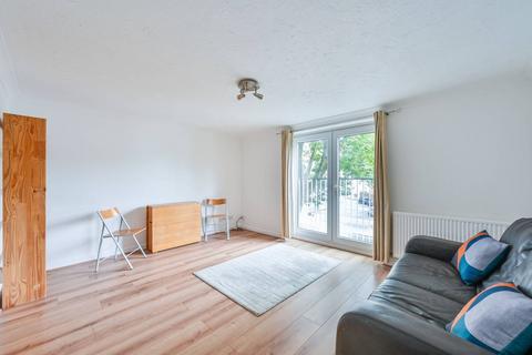 2 bedroom flat for sale, Ferndown Lodge, Isle Of Dogs, London, E14