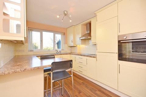 2 bedroom semi-detached house to rent, Grappenhall Road, Stockton Heath, Warrington, WA4 2AR