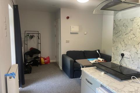 Studio to rent, Pembroke House, 6-7 Spring Gardens, SA61